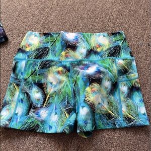 Fitted workout shorts